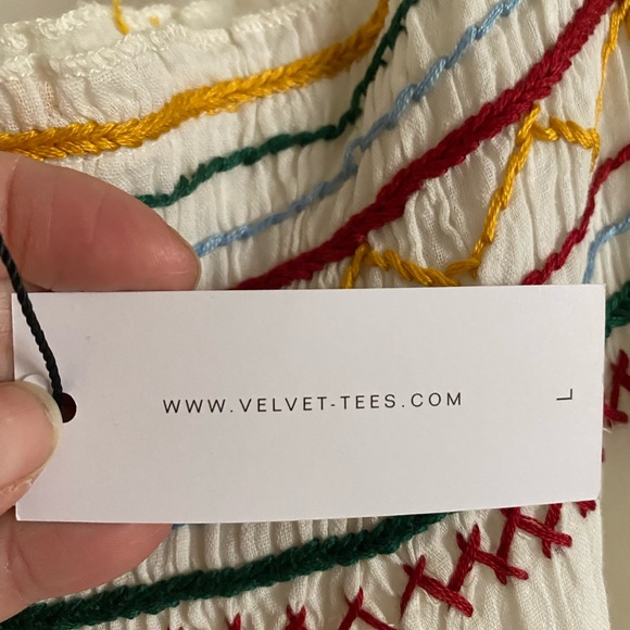 NWT Velvet by Graham & Spencer Dress - Picture 4 of 8